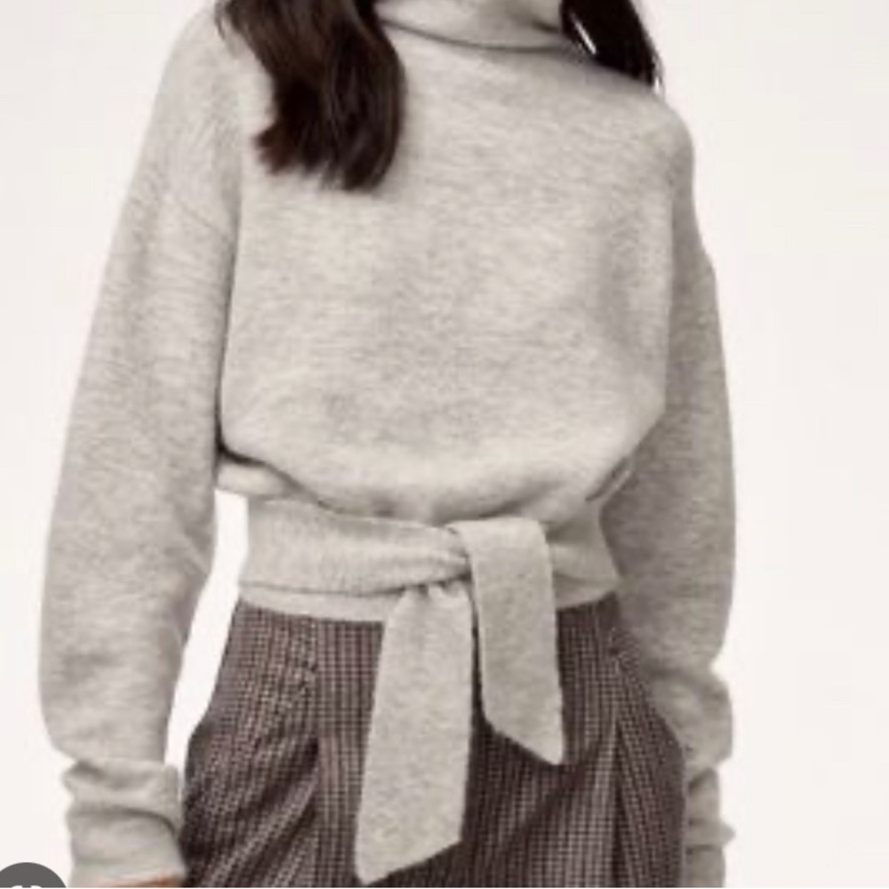 Wilfred Lorin sweater